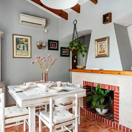 Mari - Con Piscina Privada Y Jardin En Calan Porter Villa