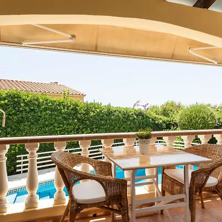 Villa Mari - Con Piscina Privada Y Jardin En Calan Porter Cala En Porter (Menorca)