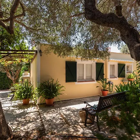 Villa Mari - Con Piscina Privada Y Jardin En Calan Porter Cala En Porter (Menorca)