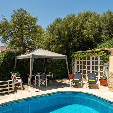 Villa Mari - Con Piscina Privada Y Jardin En Calan Porter Cala En Porter (Menorca)