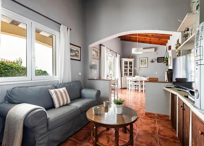 Vila Mari - Con Piscina Privada Y Jardin En Calan Porter Cala En Porter (Menorca)