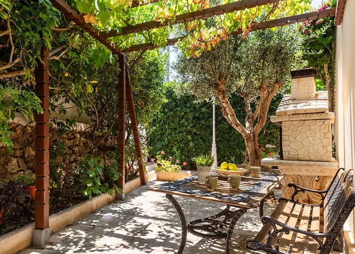 Mari - Con Piscina Privada Y Jardin En Calan Porter * Cala En Porter (Menorca)