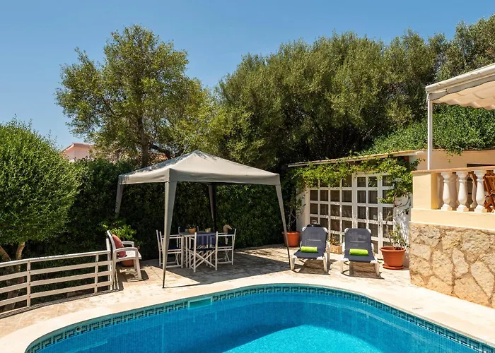 Vila Mari - Con Piscina Privada Y Jardin En Calan Porter Cala En Porter (Menorca)