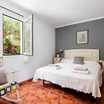 Villa Mari - Con Piscina Privada Y Jardin En Calan Porter *