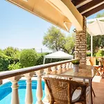 Mari - Con Piscina Privada Y Jardin En Calan Porter *