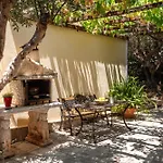 Mari - Con Piscina Privada Y Jardin En Calan Porter *