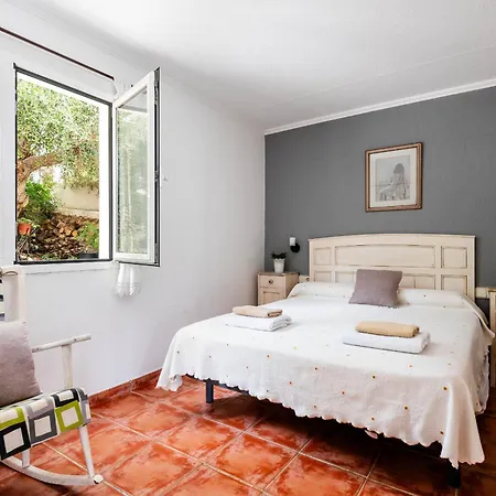 Willa Mari - Con Piscina Privada Y Jardin En Calan Porter *