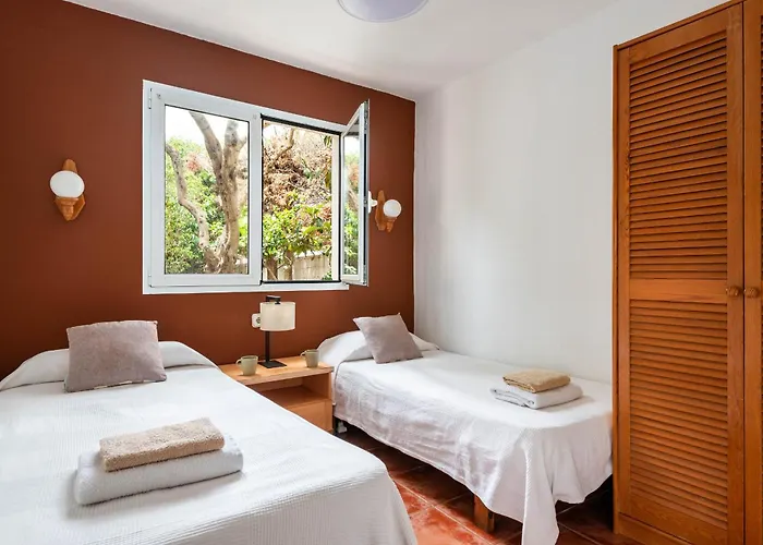 Mari - Con Piscina Privada Y Jardin En Calan Porter