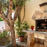 Mari - Con Piscina Privada Y Jardin En Calan Porter *