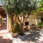 Mari - Con Piscina Privada Y Jardin En Calan Porter *
